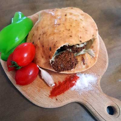 Фалафель и хумус в Иерусалиме